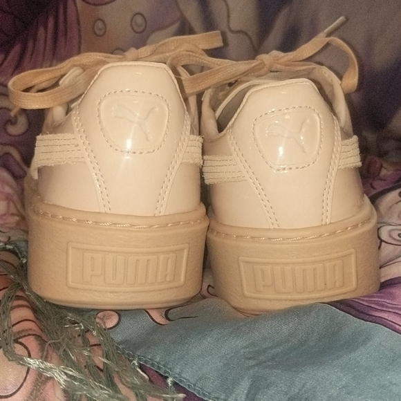 Puma NWT Blush Pink Sneakers Size 8 - Picture 2 of 5